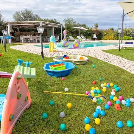 Dolores , With A Spectacular Swimming Pool With Hydromassage And A Big Garden For The Children - Iun S3325 *