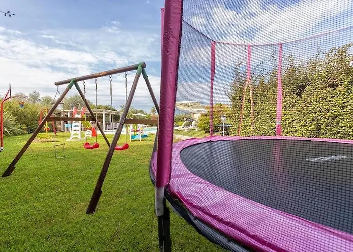 Dolores , With A Spectacular Swimming Pool With Hydromassage And A Big Garden For The Children - Iun S3325 Alghero