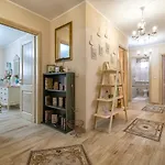 Willa Dolores , With A Spectacular Swimming Pool With Hydromassage And A Big Garden For The Children - Iun S3325