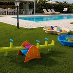 Dolores , With A Spectacular Swimming Pool With Hydromassage And A Big Garden For The Children - Iun S3325 *