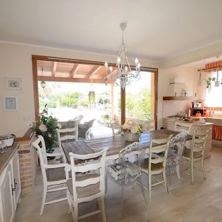 Dolores , With A Spectacular Swimming Pool With Hydromassage And A Big Garden For The Children - Iun S3325 Villa Alghero