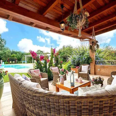 Dolores , With A Spectacular Swimming Pool With Hydromassage And A Big Garden For The Children - Iun S3325 Villa Alghero