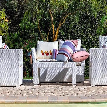 Dolores: Family-friendly Oasis With Hydromassage Pool Villa *