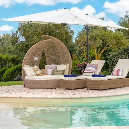 Villa Dolores , With A Spectacular Swimming Pool With Hydromassage And A Big Garden For The Children - Iun S3325