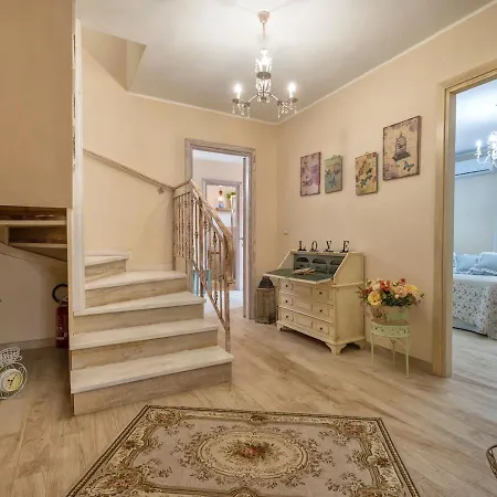 Villa Dolores , With A Spectacular Swimming Pool With Hydromassage And A Big Garden For The Children - Iun S3325