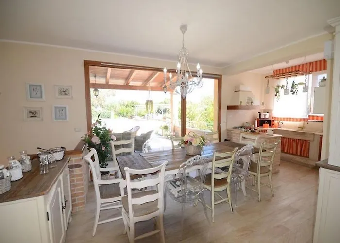 Dolores , With A Spectacular Swimming Pool With Hydromassage And A Big Garden For The Children - Iun S3325 Villa Alghero